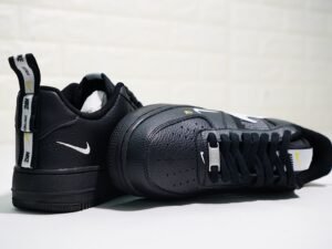 Nike Air Force 1 07 LV8 Utility Negro