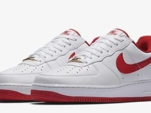 Nike Air Force Low Blancas Logo y Suela Rojas