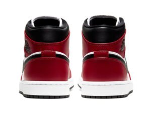 Nike Air Jordan Mid Chicago Toe