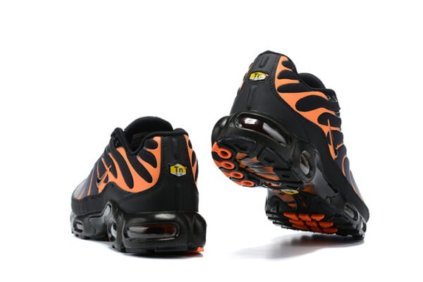 Nike Air Max Plus TN WMNS Grey Salmon - Imagen 4
