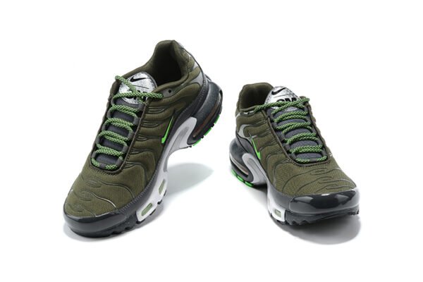 Nike Air Max Plus TN 21 Green - Imagen 4