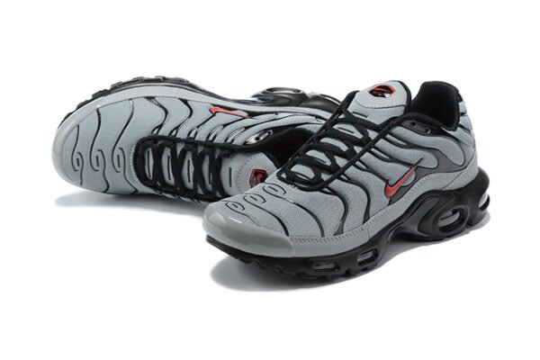Nike Air Max Plus TN 21 Grey Red Logo - Imagen 2
