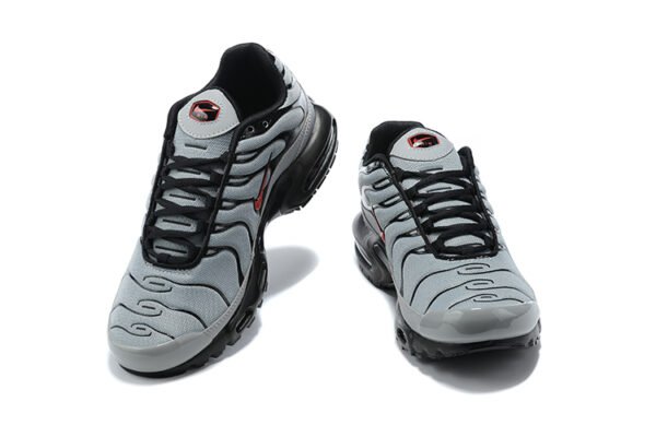 Nike Air Max Plus TN 21 Grey Red Logo - Imagen 4