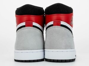 Nike Air Jordan 1 Retro High Smoke Grey Red