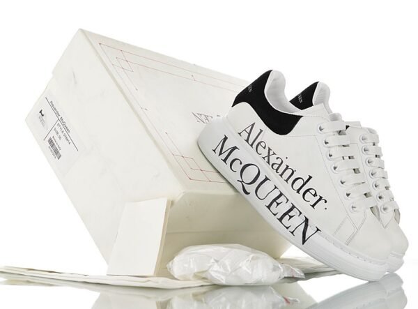 Alexander McQueen Sole White Logo - Imagen 4