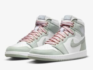 Nike Air Jordan 1 Seafoam