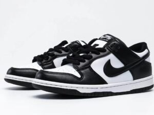 Nike SB Dunk Low Black White