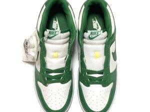Nike SB Dunk Low Celtics