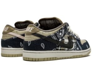 Nike SB Dunk Low Travis Scott