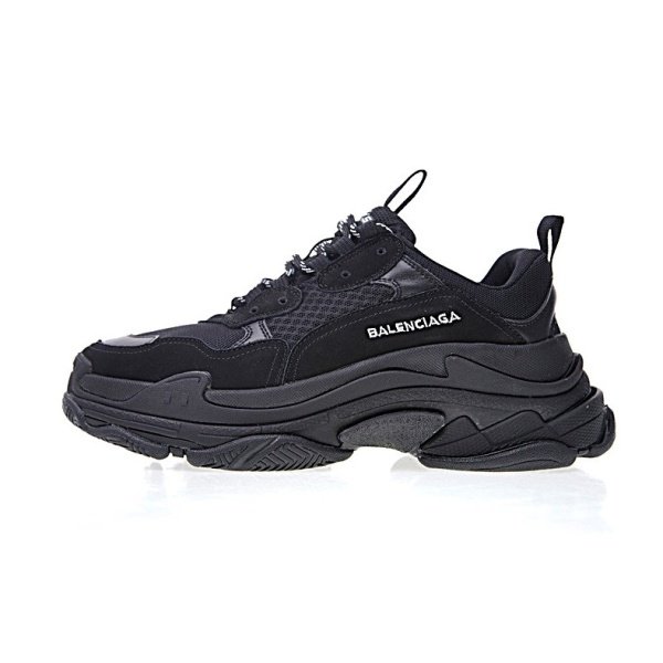 BALENCIAGA TRIPLE S490 NEGRAS TOTAL