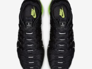 Nike Air Vapormax Plus Negras Verdes