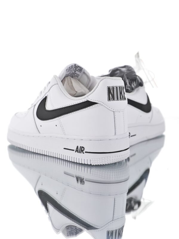 Nike Air Force 07? Blancas Logo Negro - Imagen 5