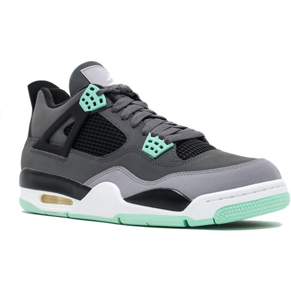 Nike Air Jordan 4 Negras (suela verde)