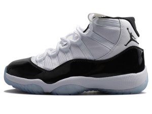 Nike Air Jordan 11 Blancas y Negras