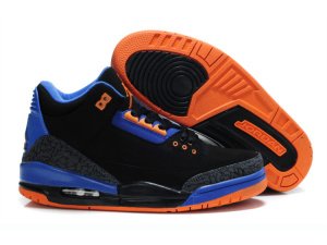 Nike Air Jordan 3 Negras (suela naranja)