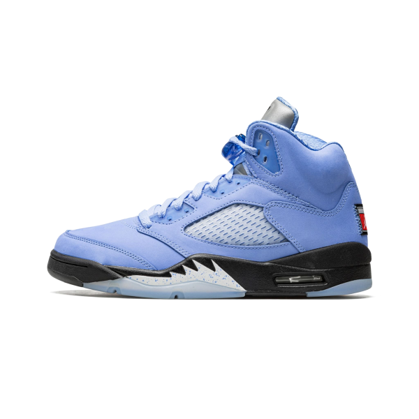 Air Jordan 5 UNC