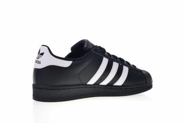 Adidas Superstar Negras Blancas - Imagen 3