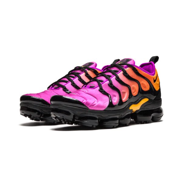 Nike Air Vapormax Plus Purpuras y Naranjas - Imagen 2